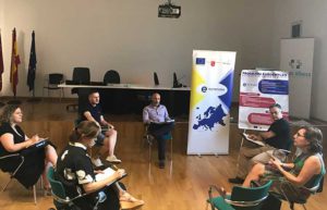 Reunión del equipo del Programa Euroempleo en el Centro de Salud Mental de Alcantarilla